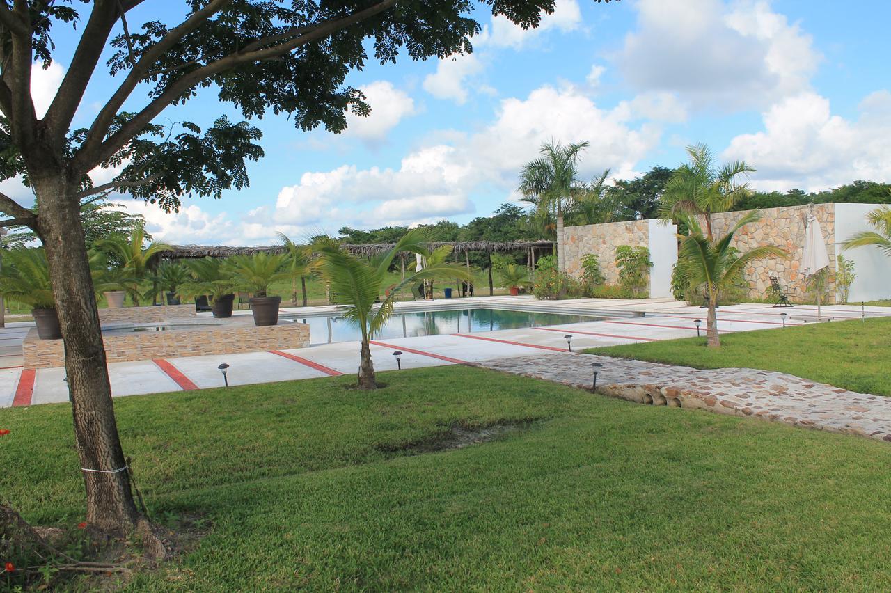Real Primaveras Campestre Escárcega Exteriér fotografie